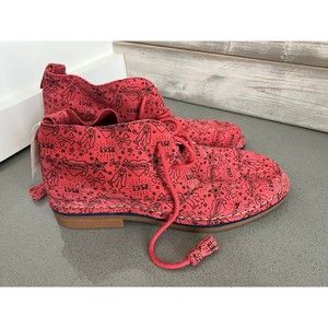 Hush Puppies Women's‎ Cyra Catelyn Ankle Bootie Red NEW Size 7